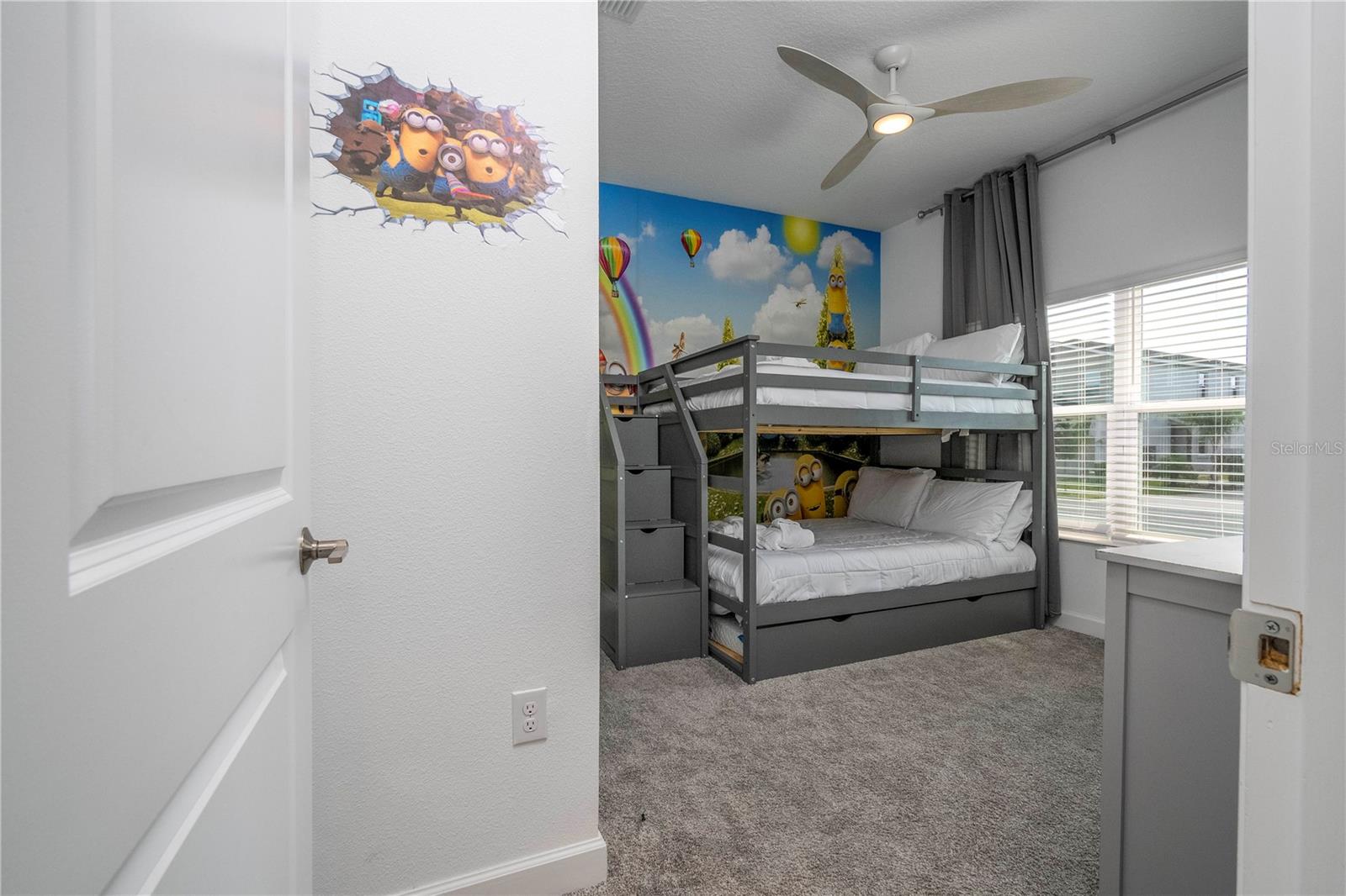 Image 11 of 96 For 982 Splash Shot Place