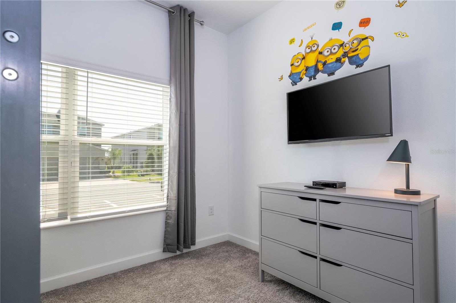 Image 16 of 96 For 982 Splash Shot Place