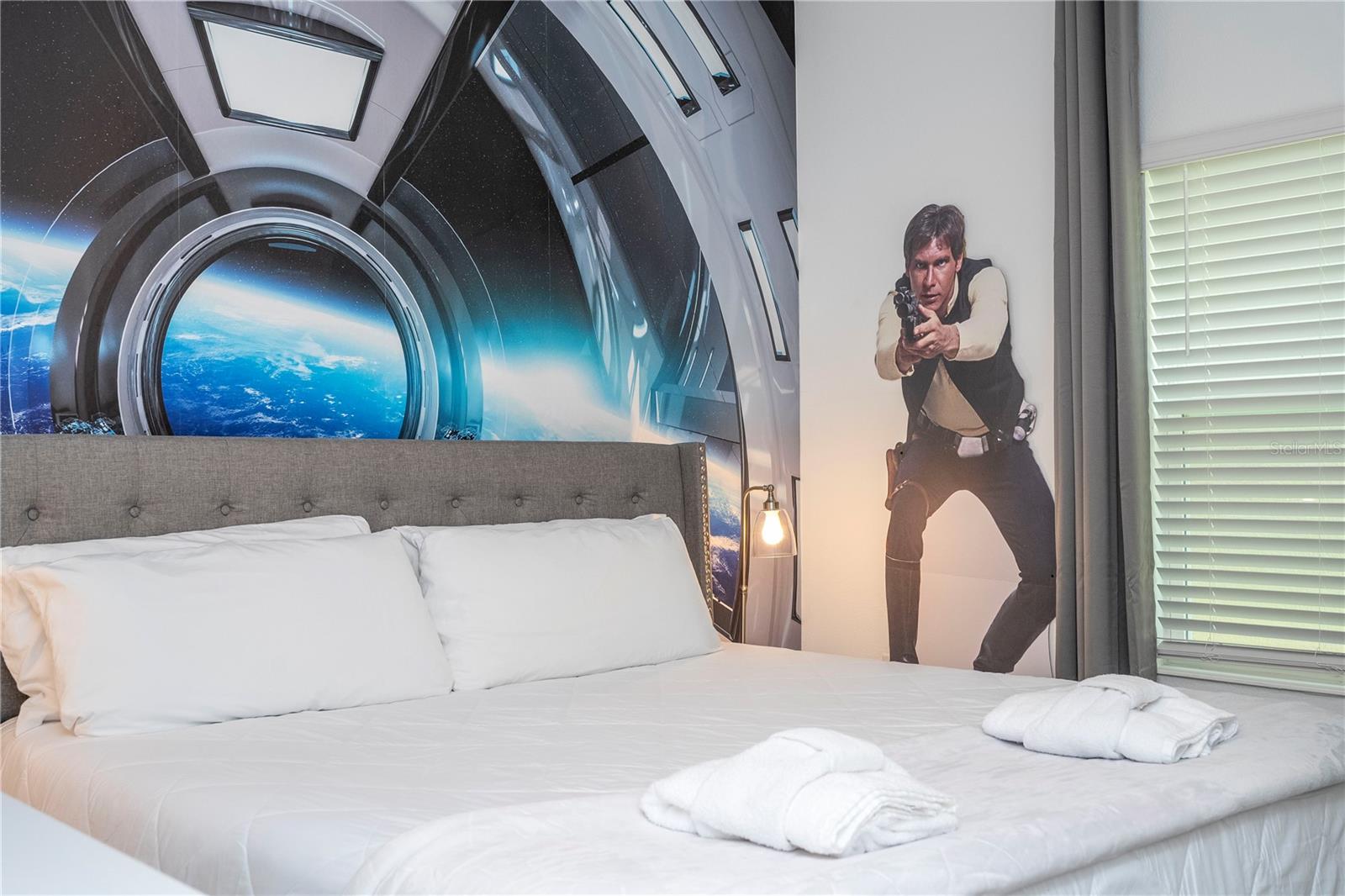 Image 19 of 96 For 982 Splash Shot Place