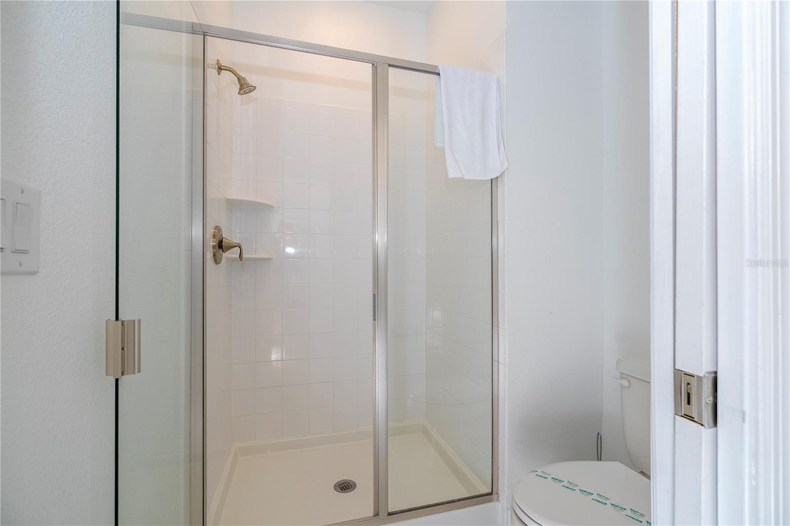 Image 25 of 96 For 982 Splash Shot Place