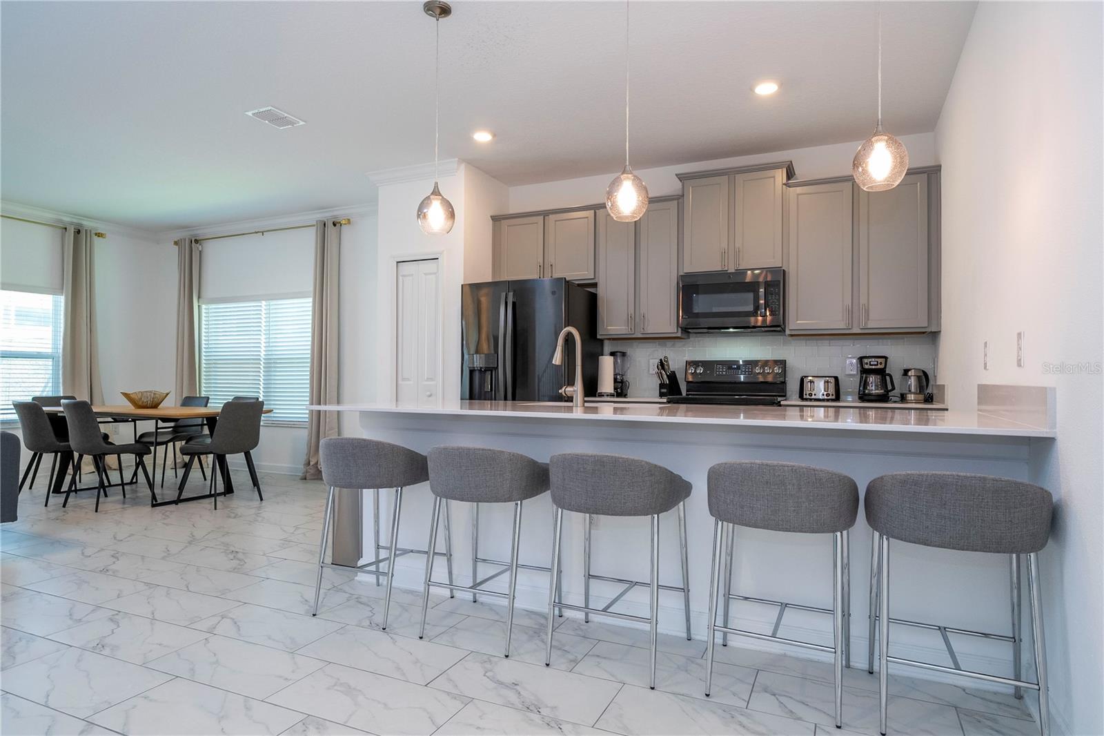 Image 30 of 96 For 982 Splash Shot Place