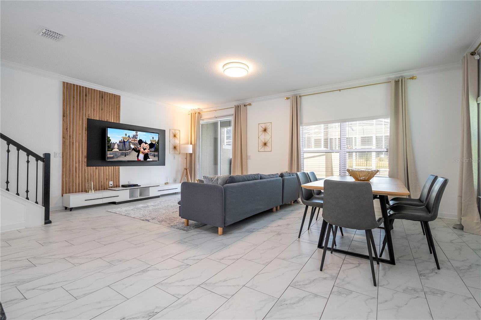 Image 36 of 96 For 982 Splash Shot Place