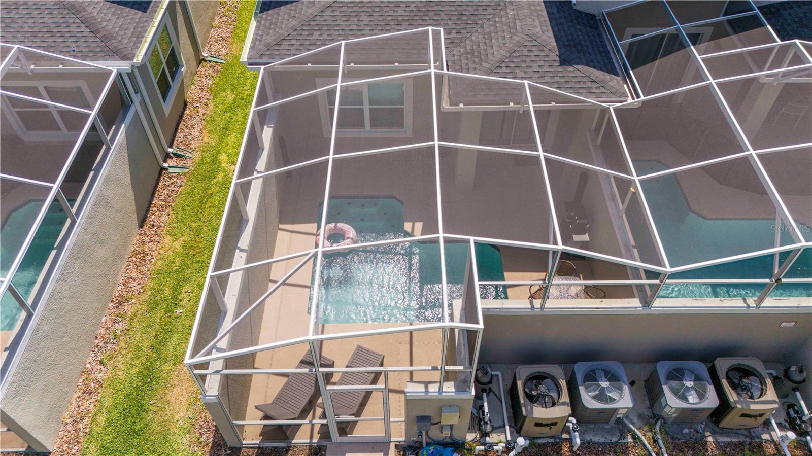 Image 5 of 96 For 982 Splash Shot Place