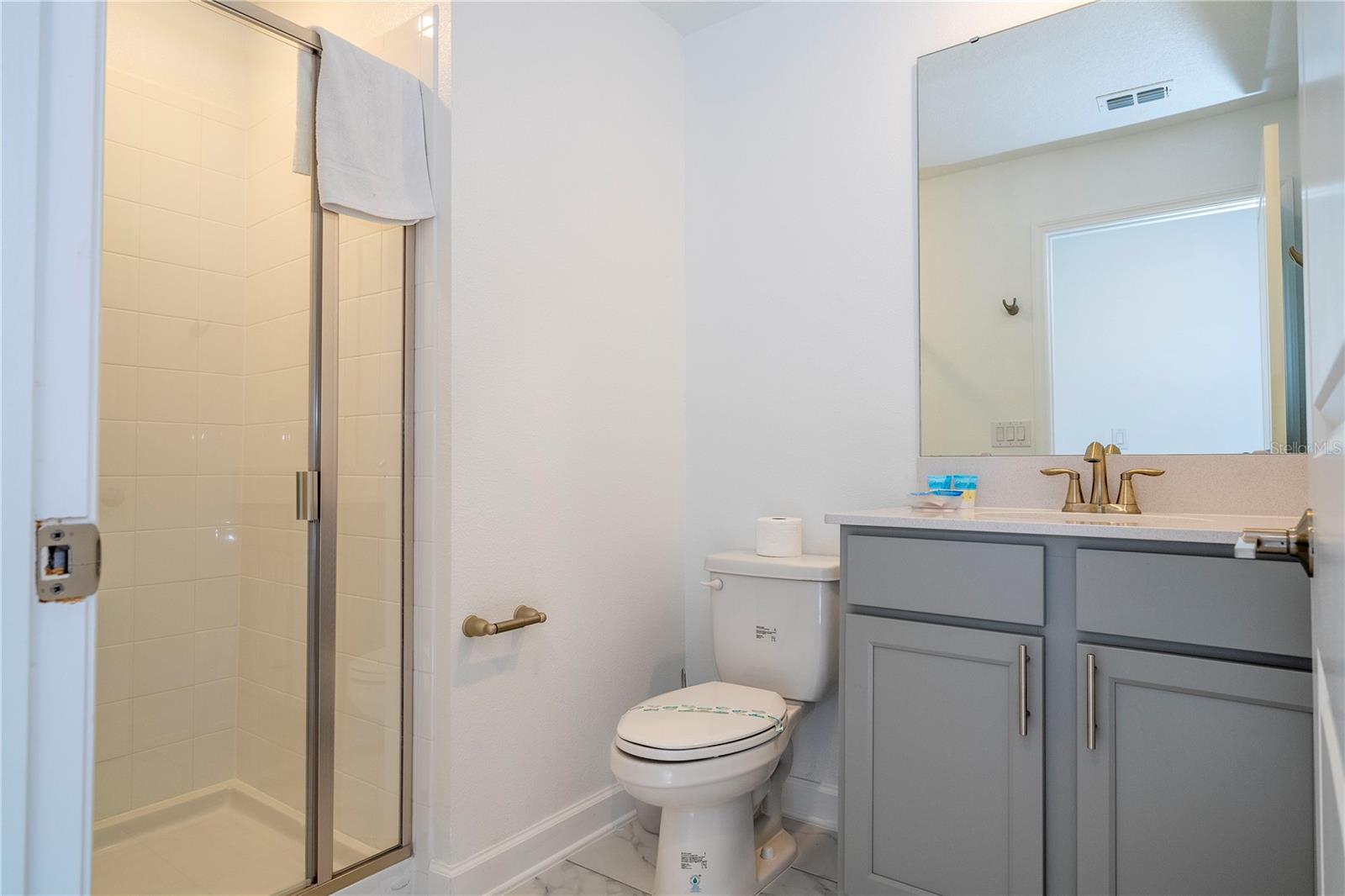 Image 65 of 96 For 982 Splash Shot Place