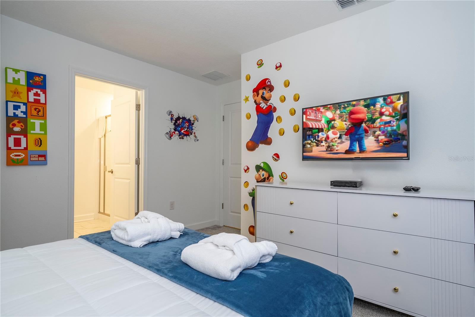 Image 71 of 96 For 982 Splash Shot Place