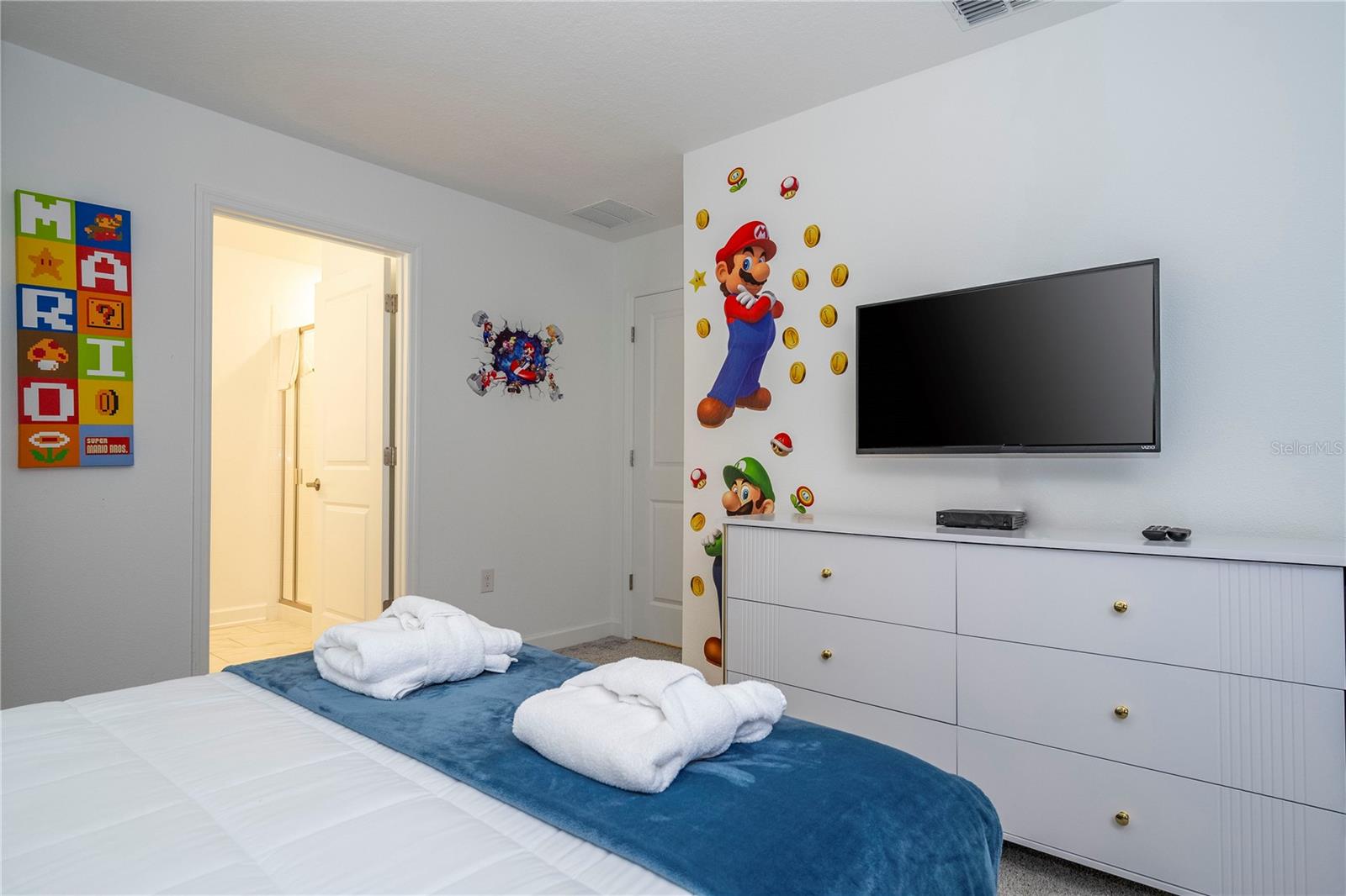 Image 72 of 96 For 982 Splash Shot Place