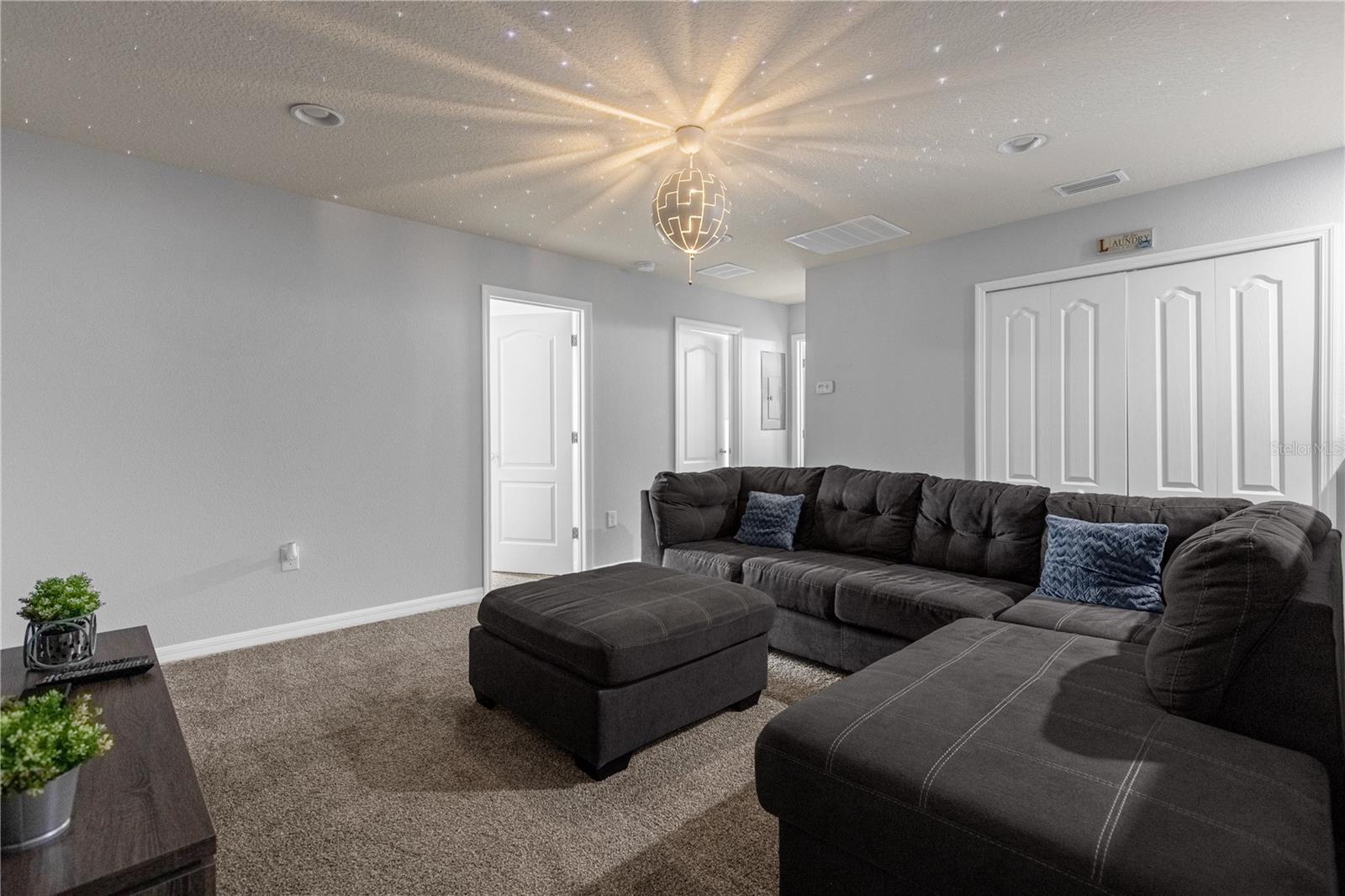 Image 10 of 46 For 9031 Rhodes Street