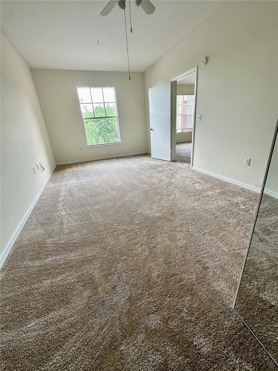 Image 7 of 14 For 5506 Metrowest Boulevard 311