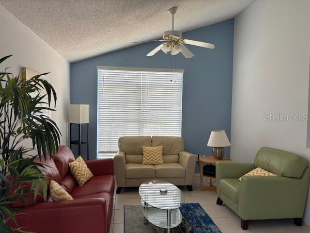 Image 5 of 61 For 906 Montana Avenue