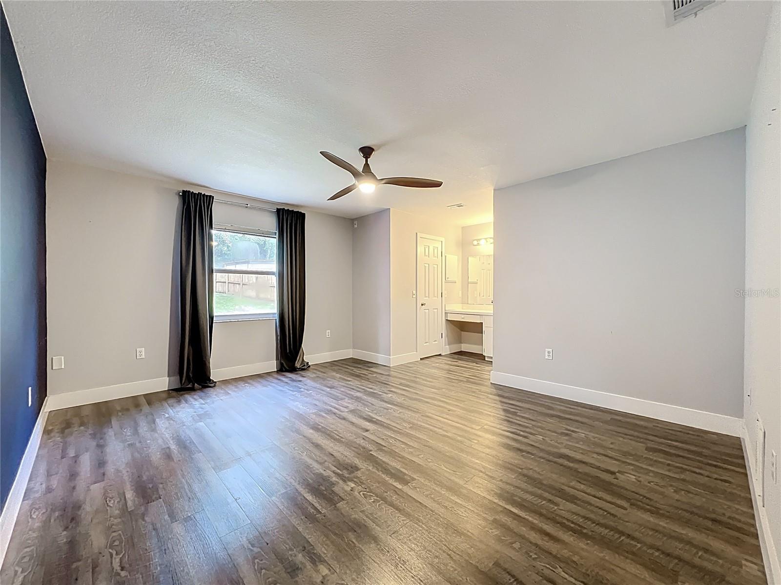 Image 18 of 53 For 30931 Lochmore Circle