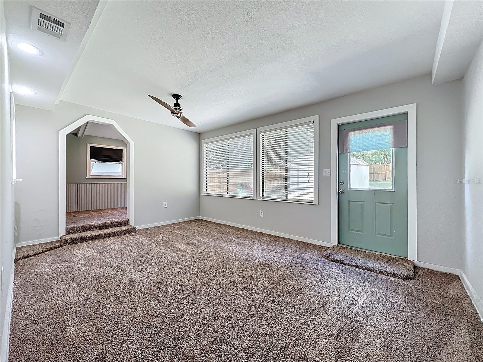 Image 25 of 53 For 30931 Lochmore Circle