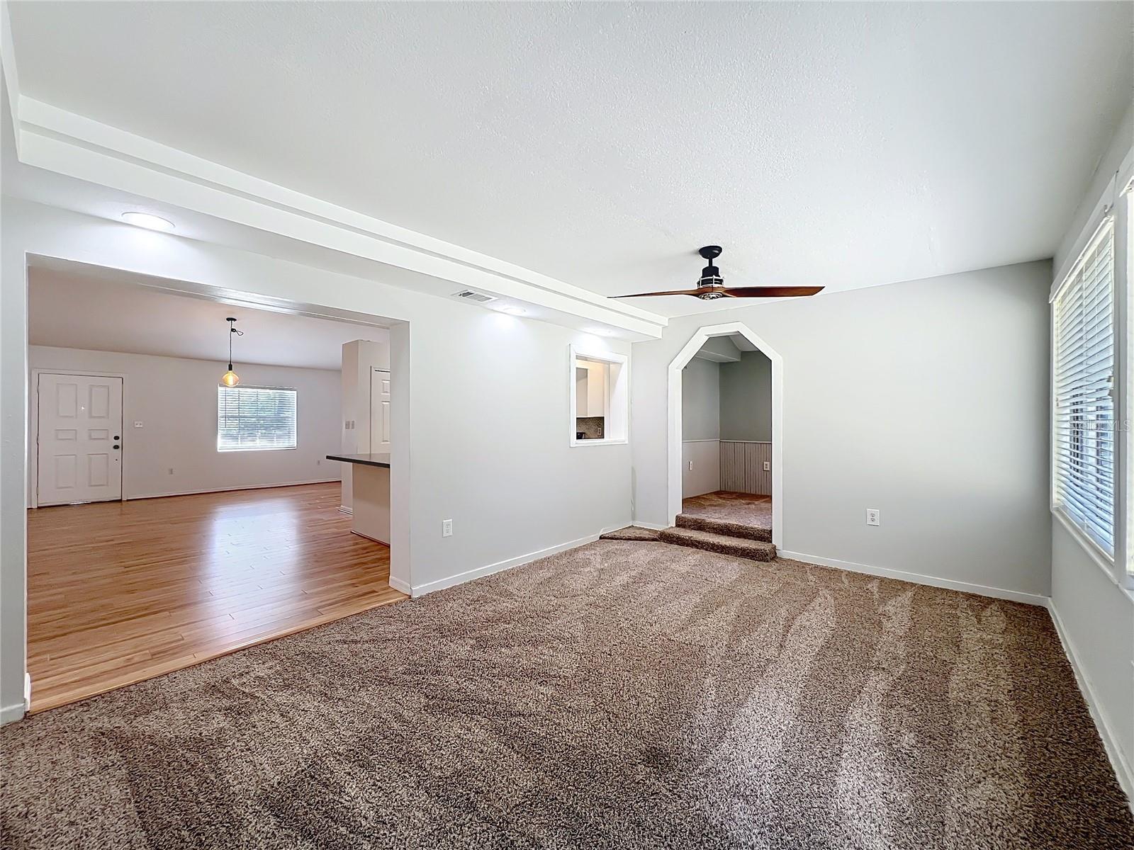 Image 27 of 53 For 30931 Lochmore Circle