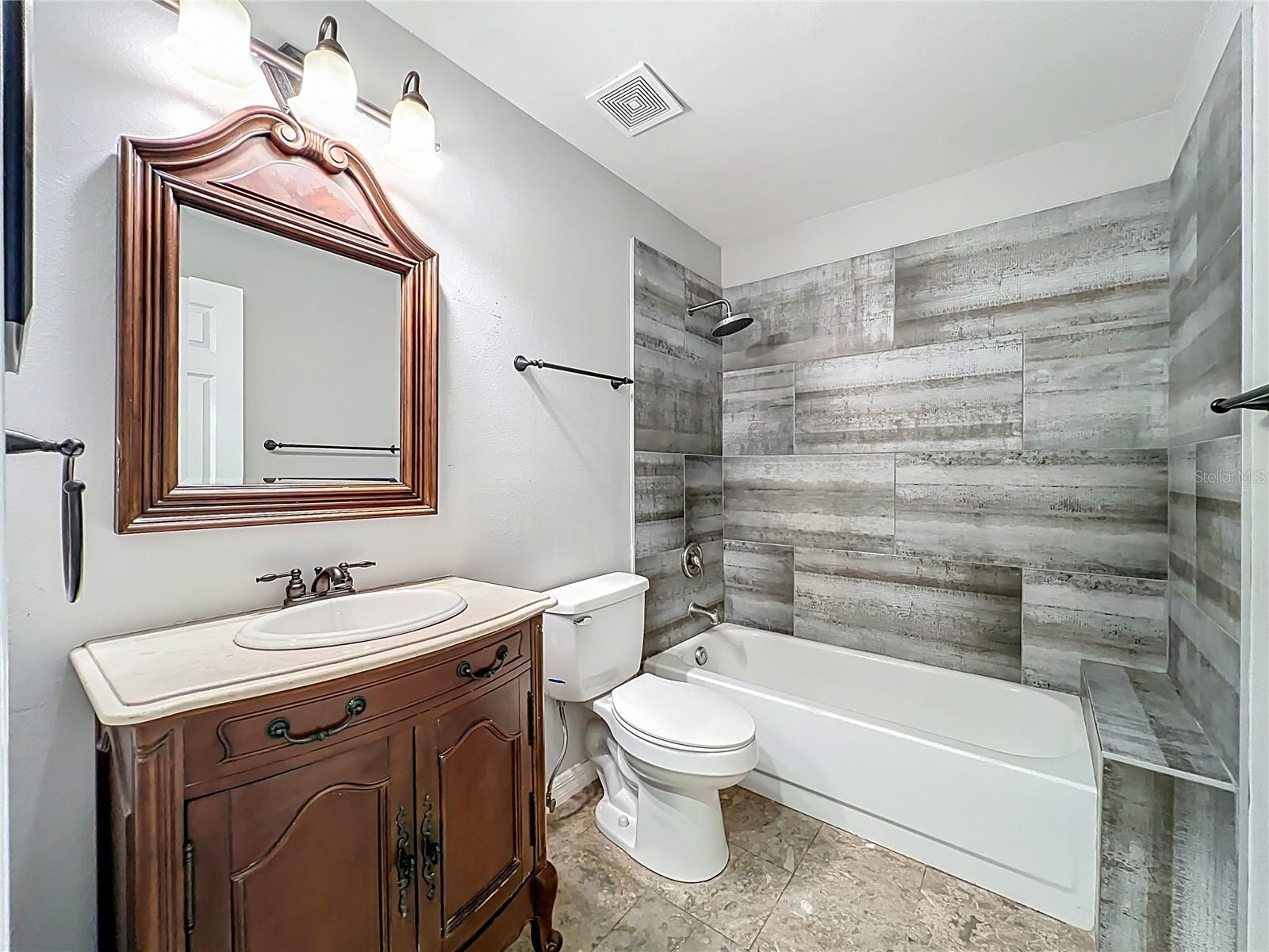 Image 36 of 53 For 30931 Lochmore Circle