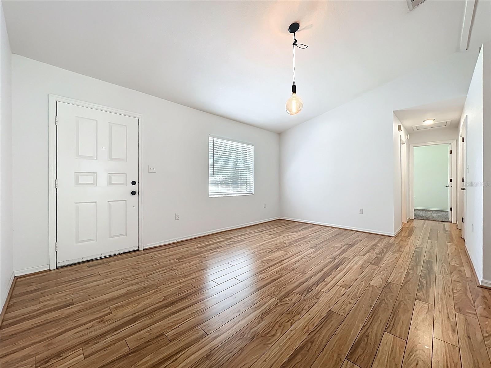 Image 8 of 53 For 30931 Lochmore Circle