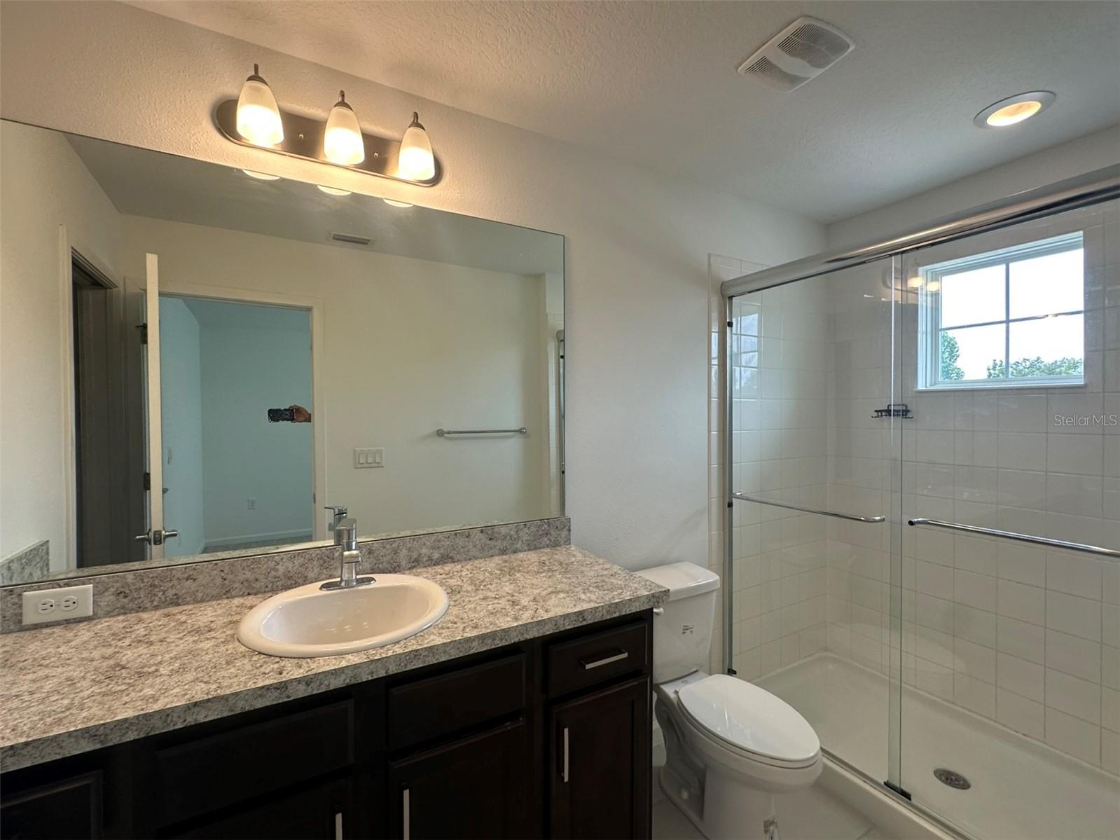 Image 15 of 30 For 1002 La Mirada Court