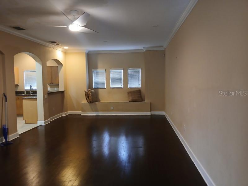 Image 2 of 11 For 622 105th Terrace N