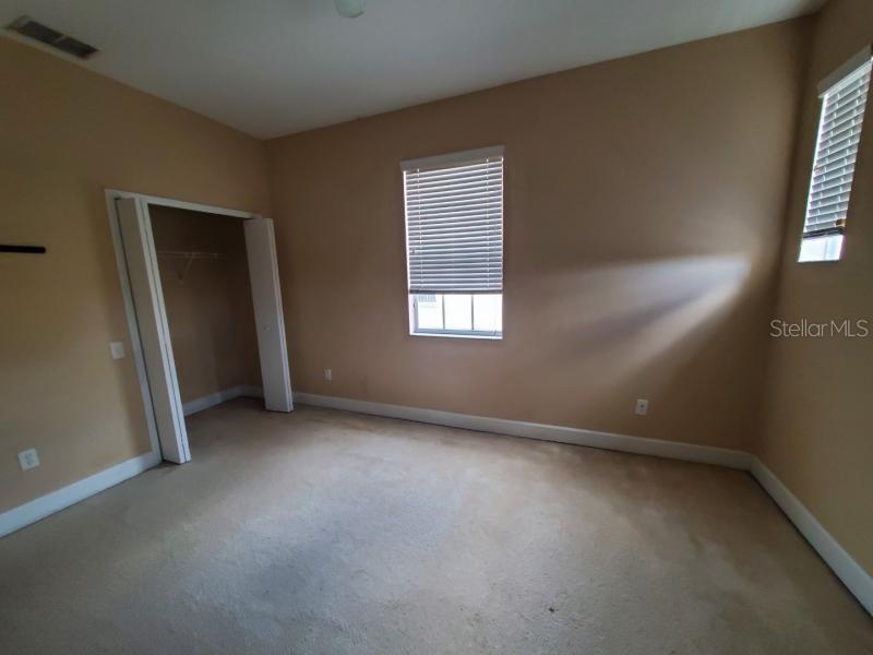 Image 6 of 11 For 622 105th Terrace N