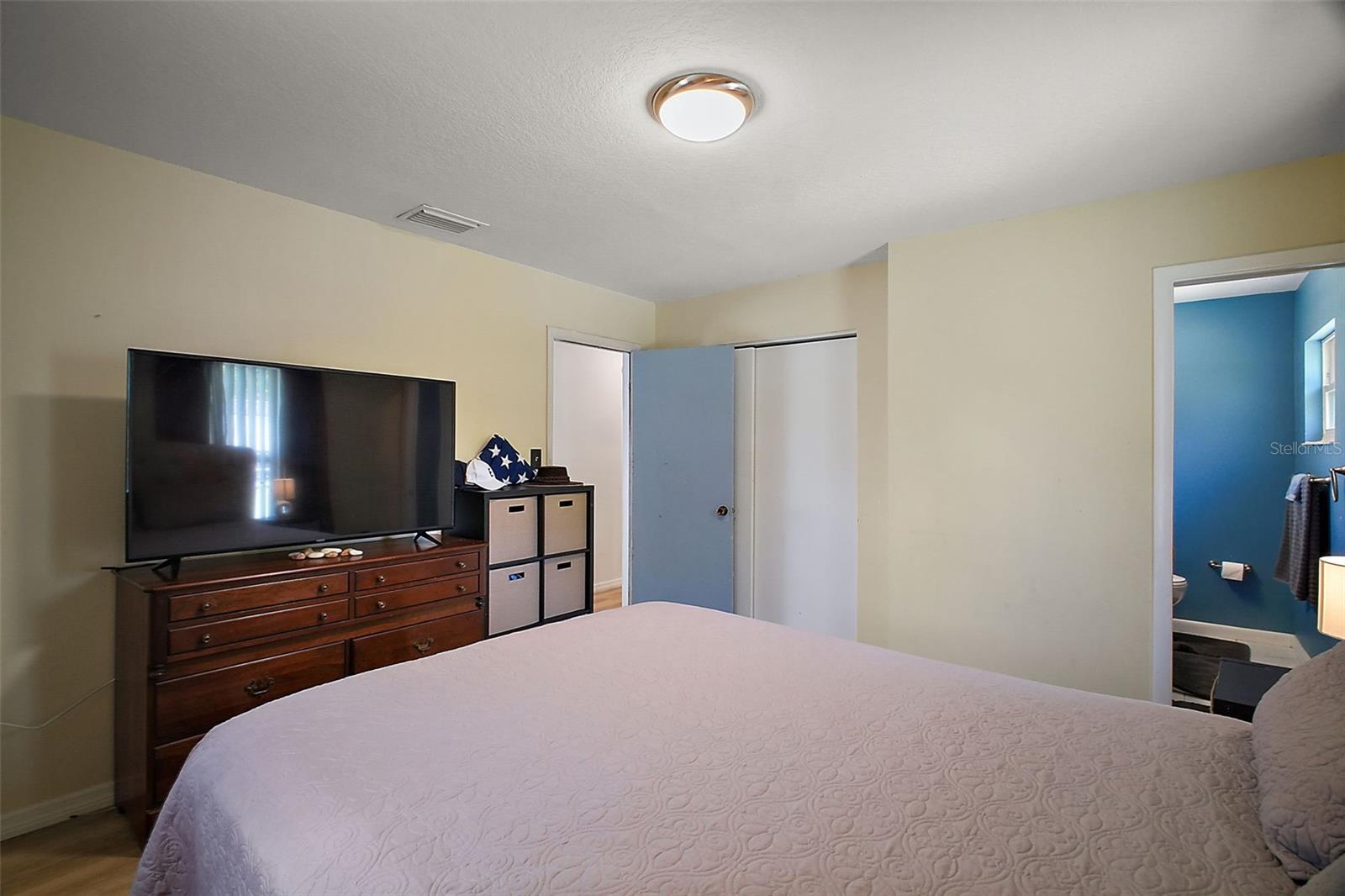 Image 10 of 20 For 226 Cardinal Drive