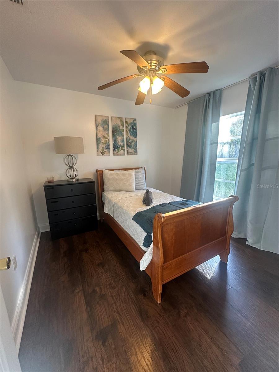 Image 10 of 24 For 381 Cobble Court