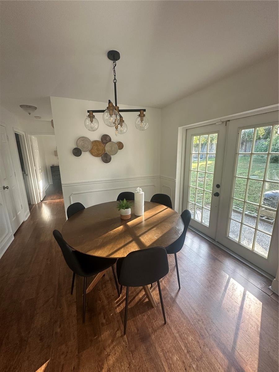 Image 3 of 24 For 381 Cobble Court