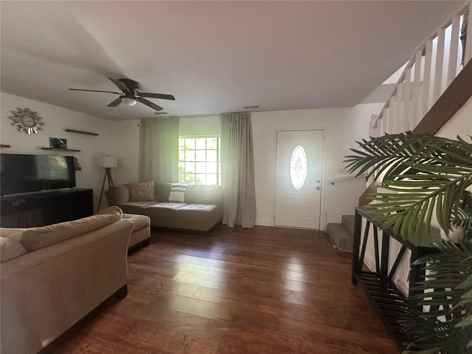 Image 8 of 24 For 381 Cobble Court