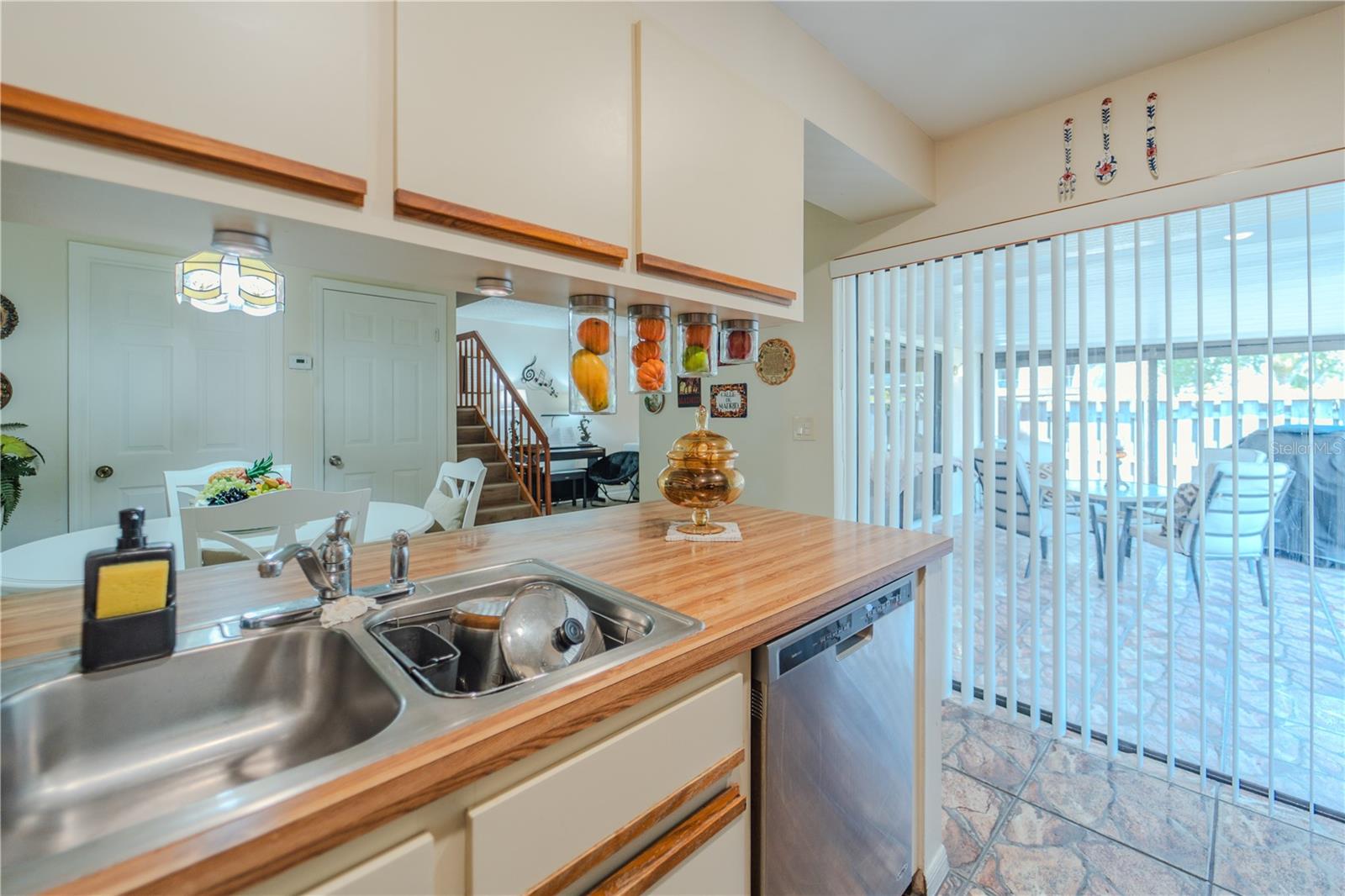 Image 11 of 37 For 2935 Tangerine Court