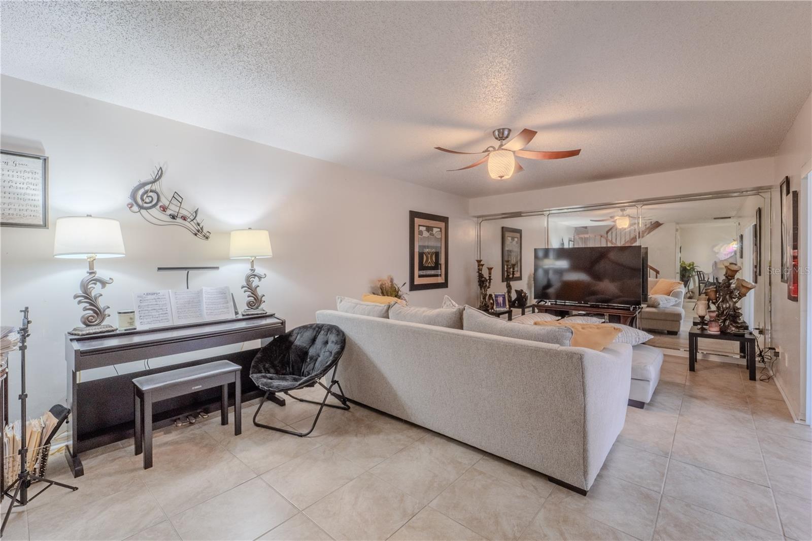 Image 2 of 37 For 2935 Tangerine Court