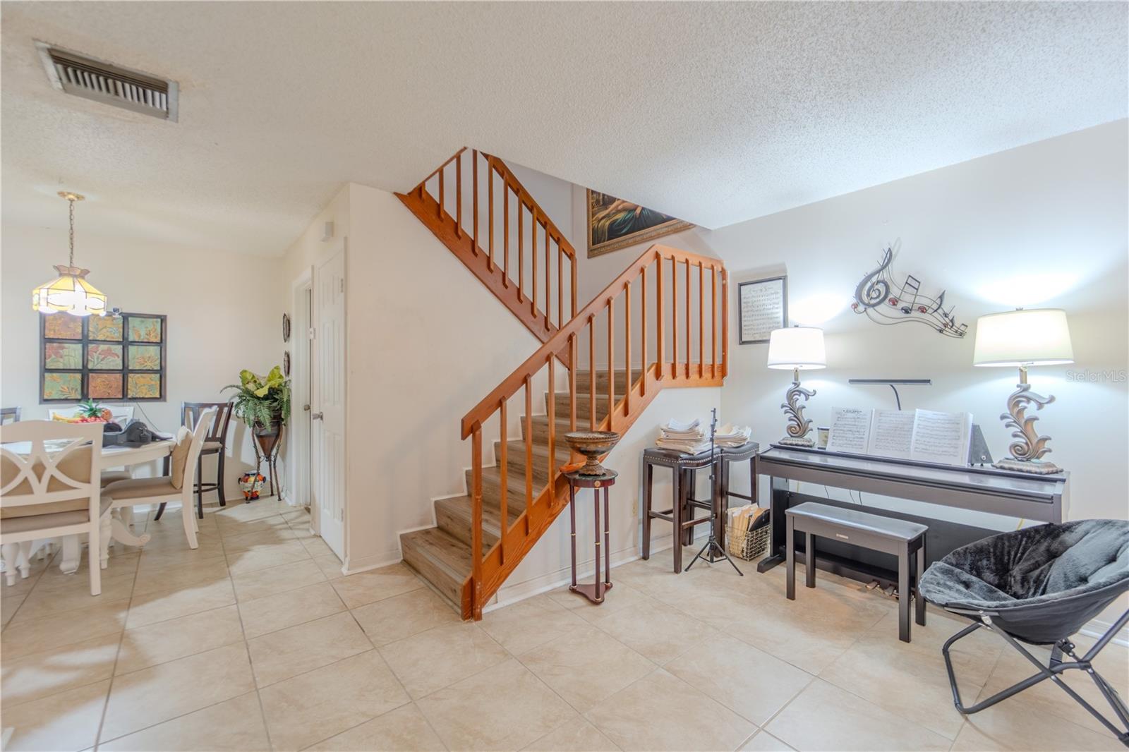 Image 4 of 37 For 2935 Tangerine Court