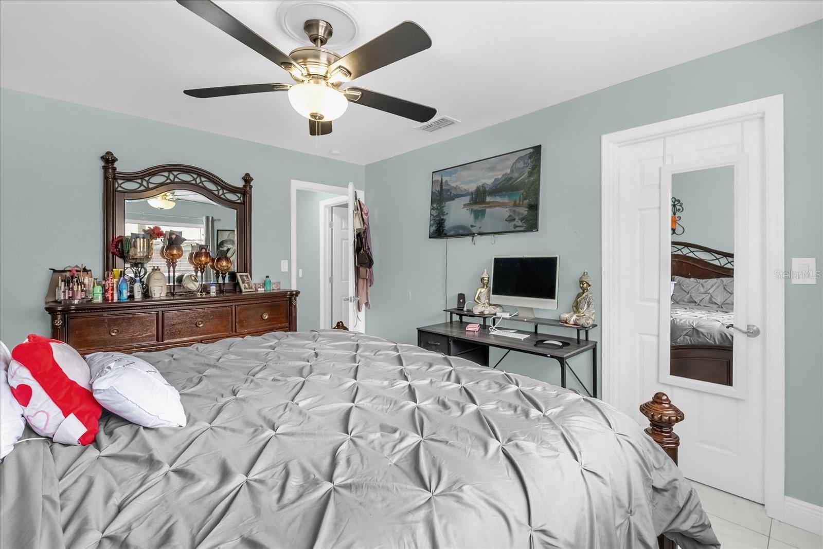 Image 11 of 23 For 7553 Laurel Springs Drive