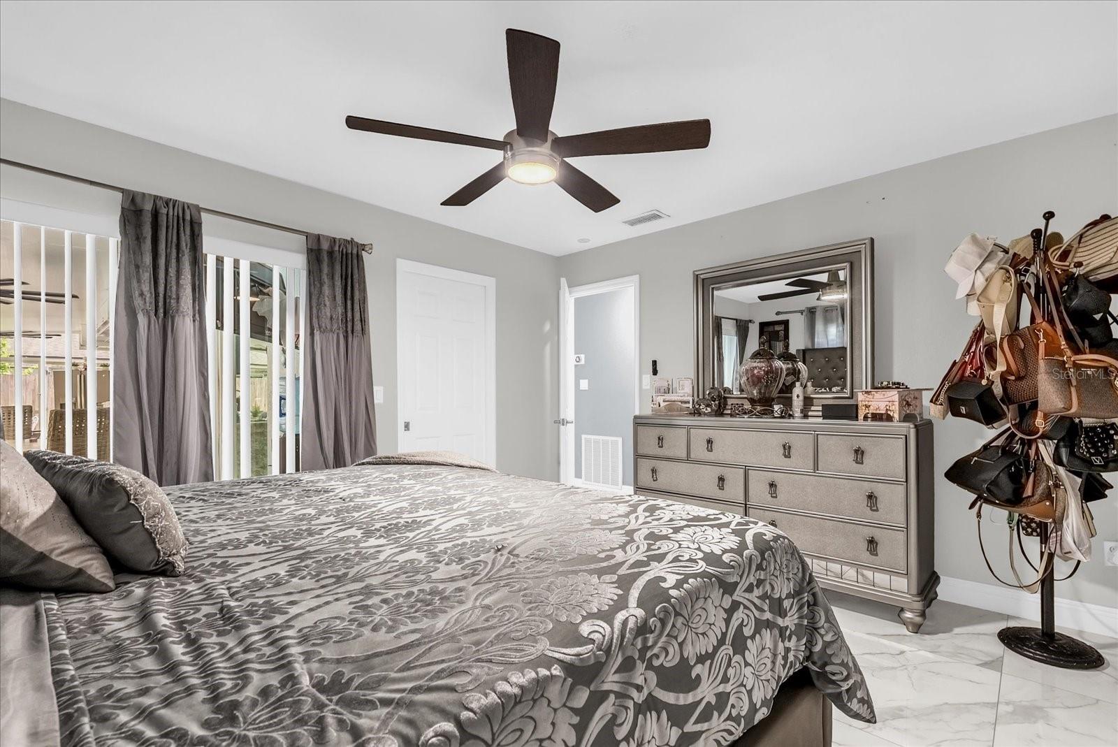Image 16 of 23 For 7553 Laurel Springs Drive