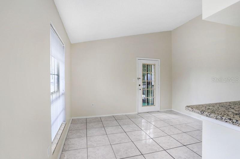 Image 25 of 44 For 8702 Mallard Reserve Drive 202