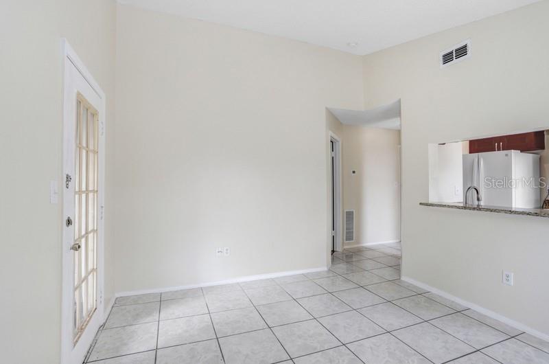 Image 26 of 44 For 8702 Mallard Reserve Drive 202