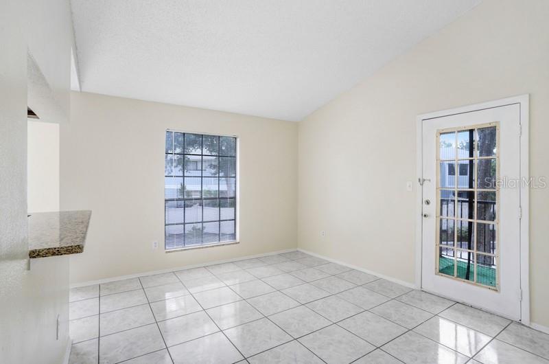 Image 27 of 44 For 8702 Mallard Reserve Drive 202