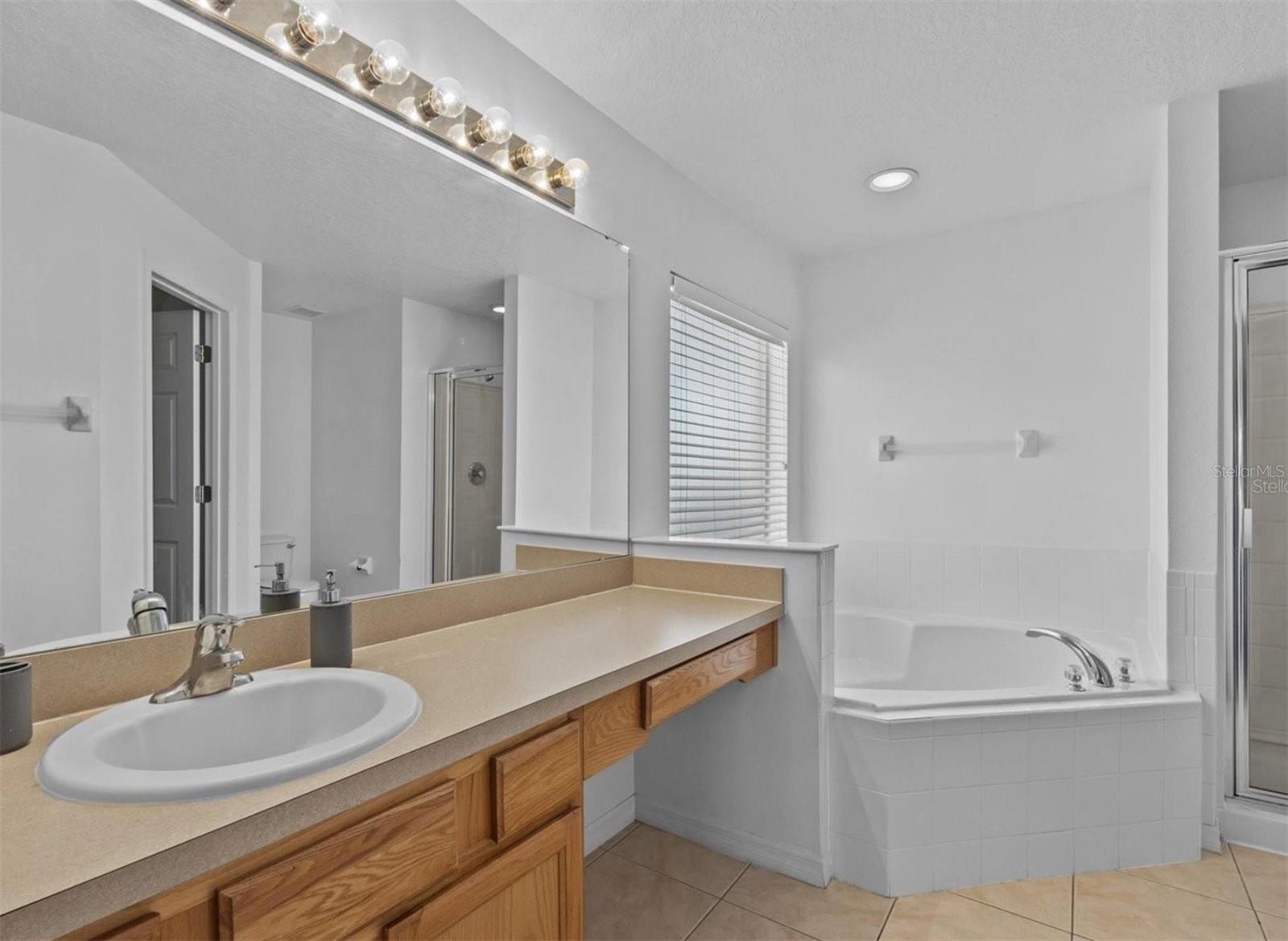 Image 12 of 16 For 204 Paloma Drive
