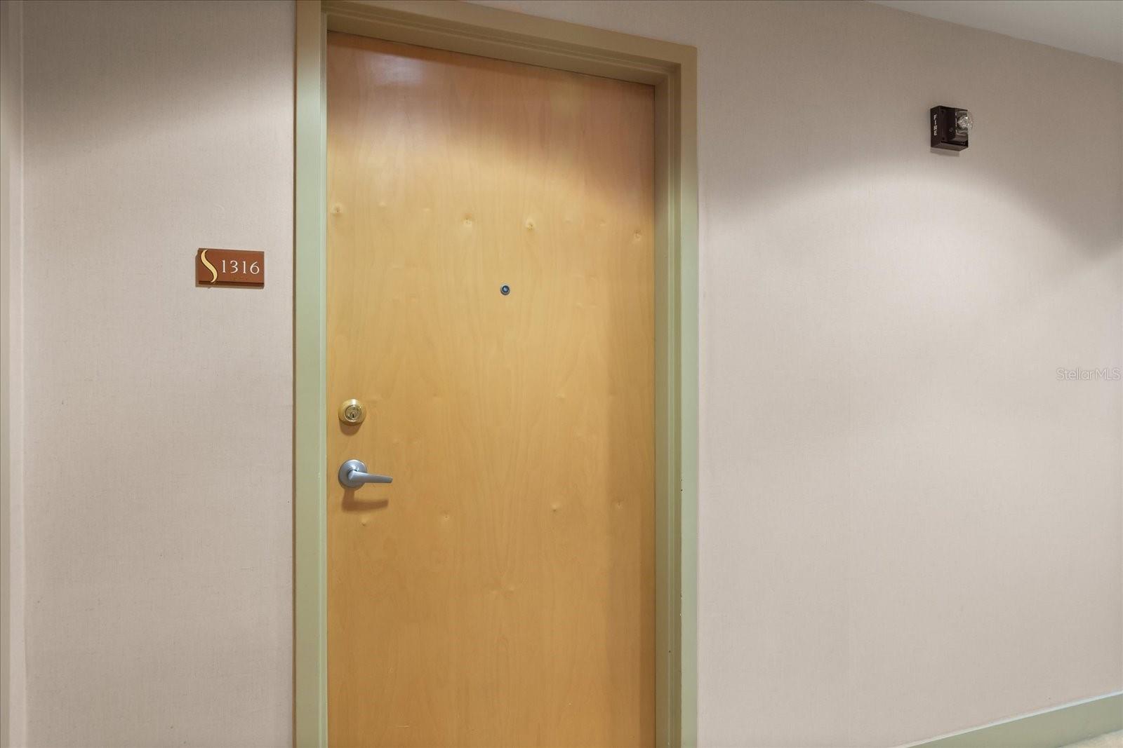 Image 4 of 41 For 155 Court Avenue 1316