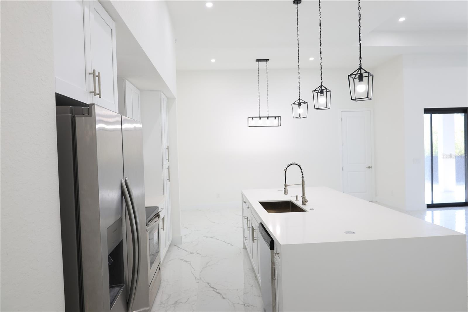 Image 11 of 55 For 2751 42nd Place