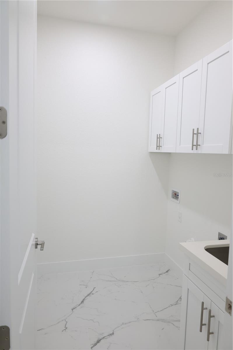 Image 12 of 55 For 2751 42nd Place