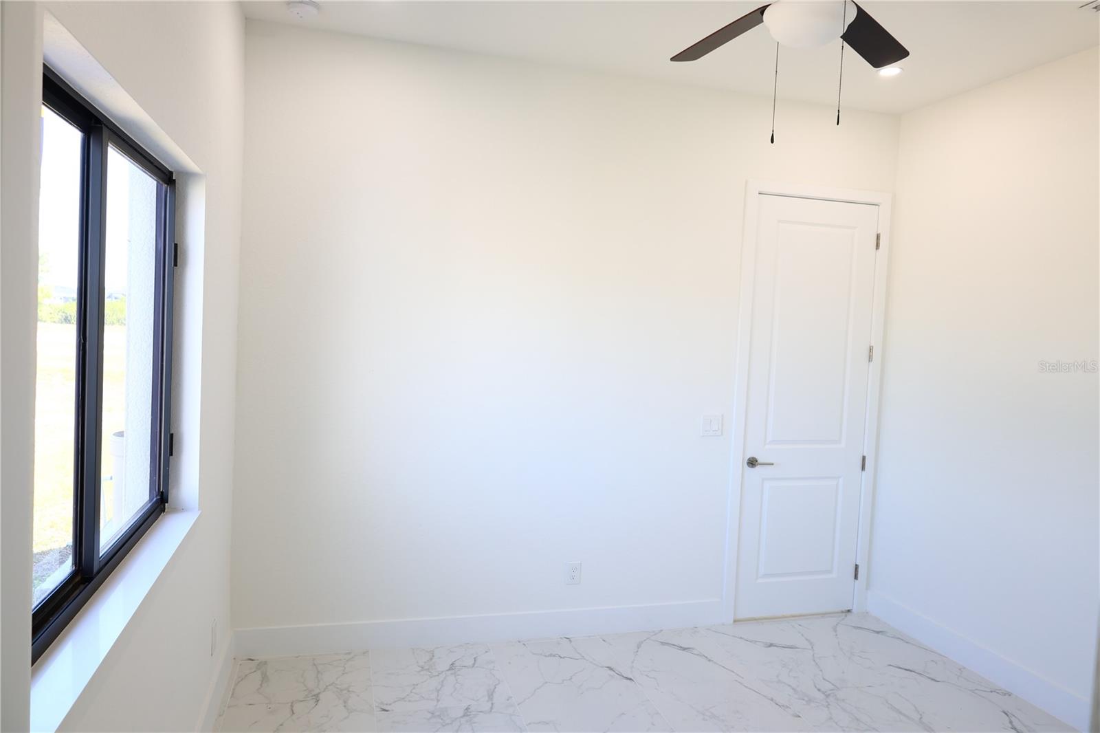 Image 20 of 55 For 2751 42nd Place