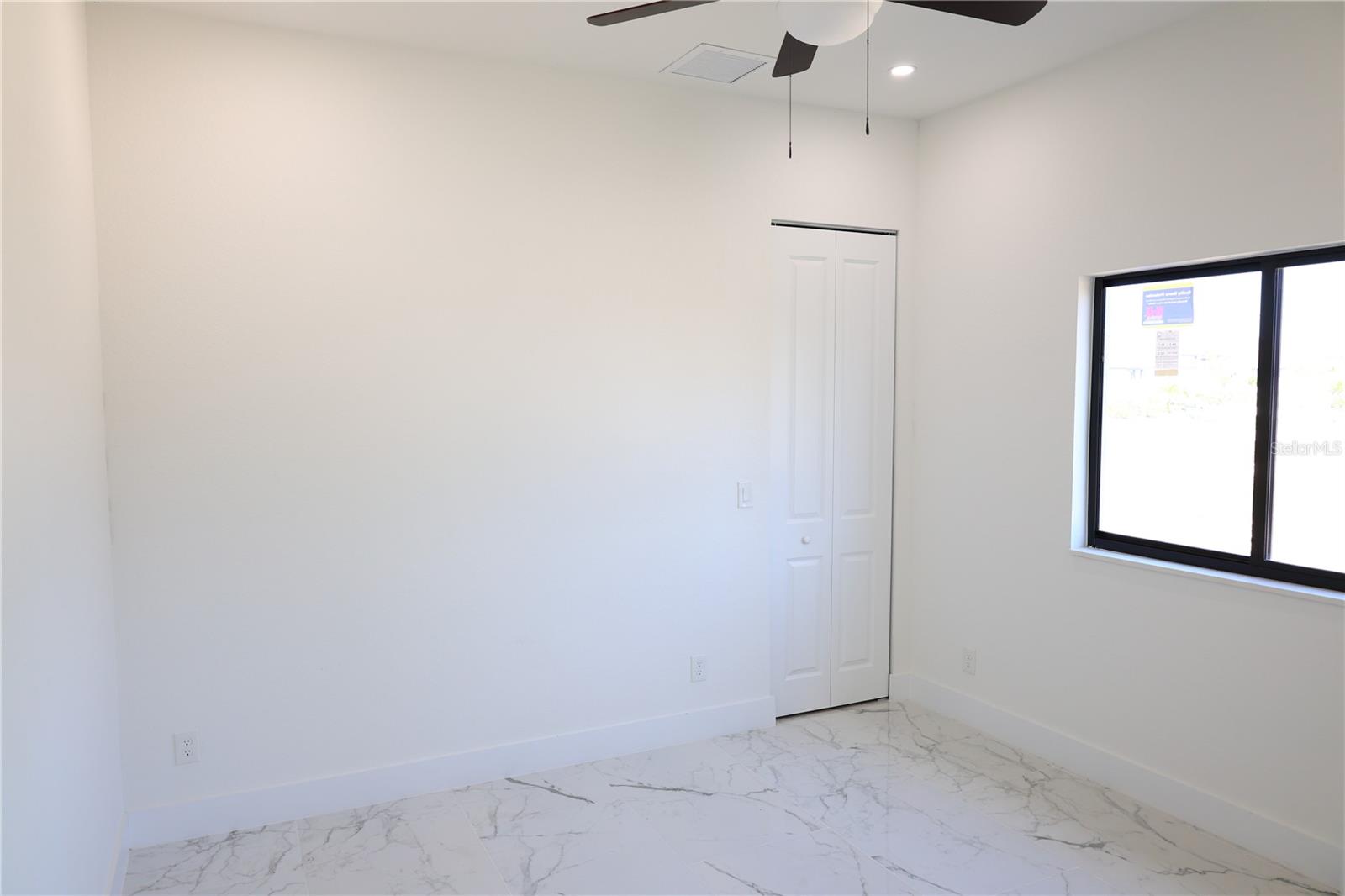 Image 21 of 55 For 2751 42nd Place