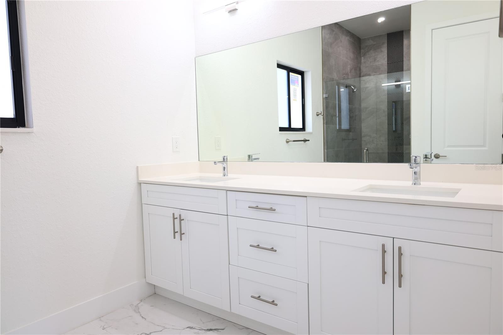 Image 45 of 55 For 2751 42nd Place