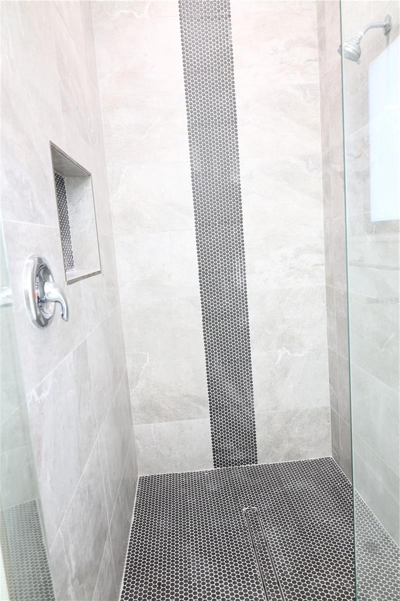 Image 47 of 55 For 2751 42nd Place