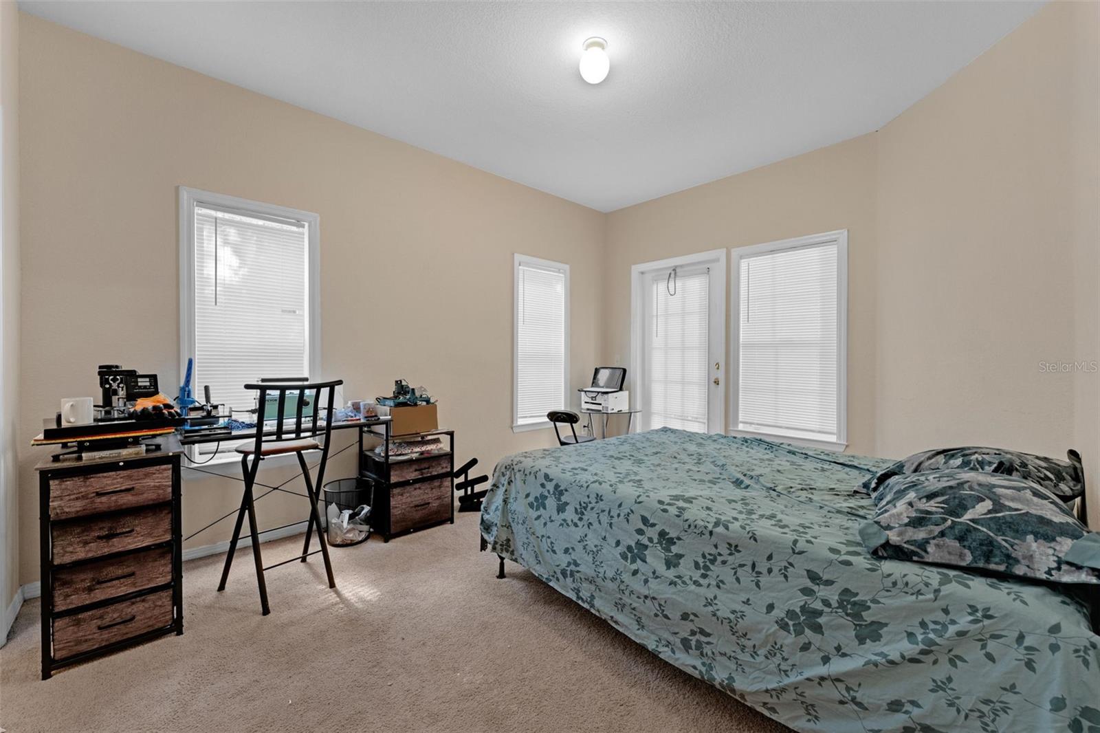 Image 13 of 49 For 3615 Conroy Road 618