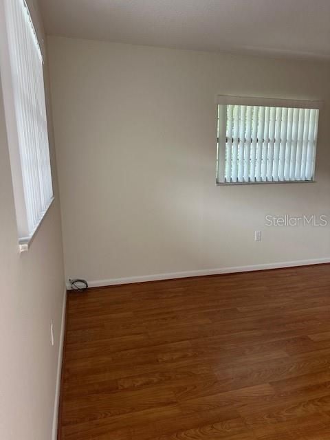 Image 6 of 20 For 851 Miles Avenue 8