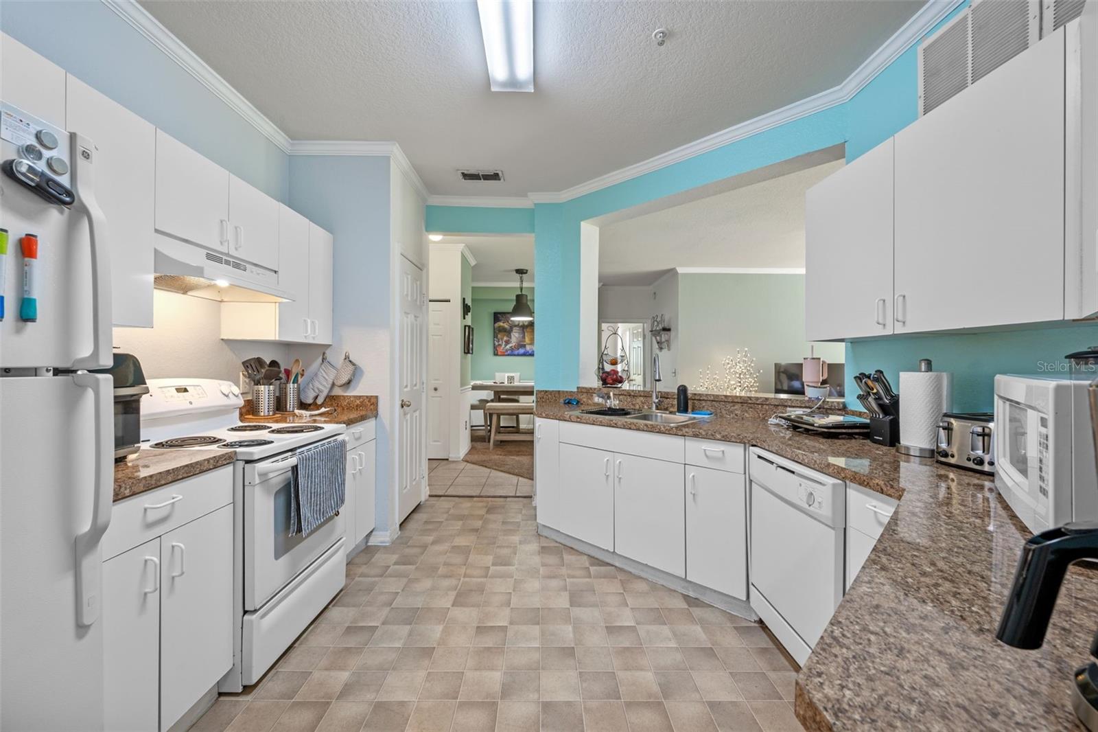 Image 15 of 37 For 3701 Conroy Road 1812