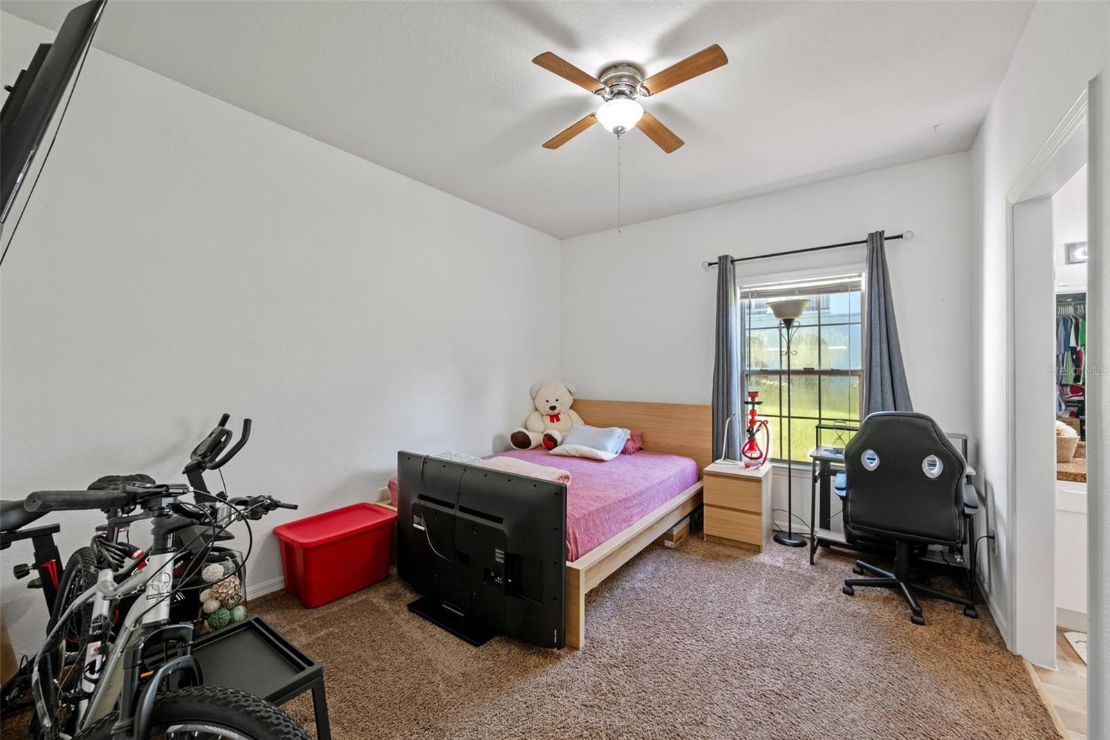 Image 20 of 37 For 3701 Conroy Road 1812