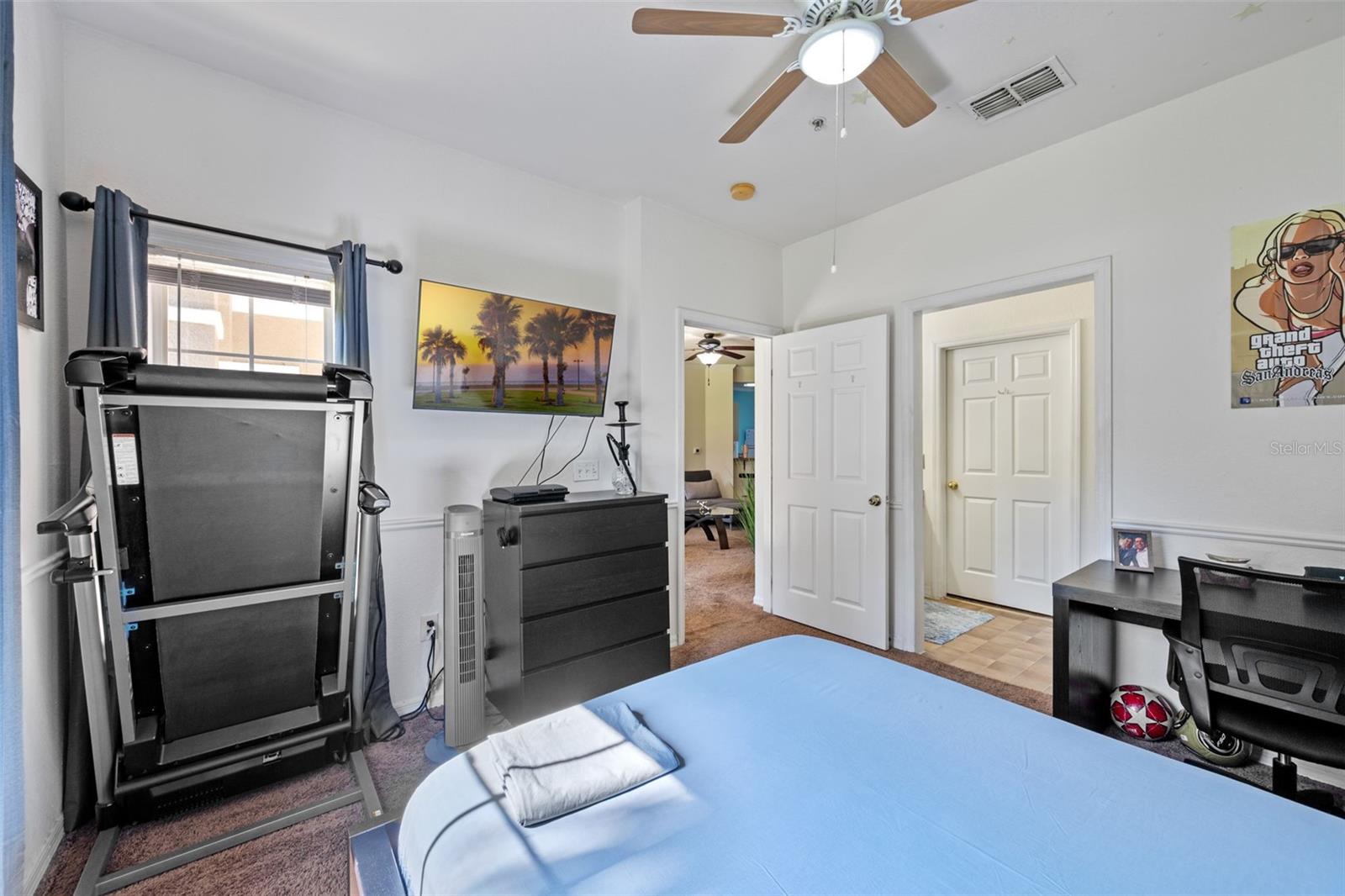 Image 22 of 37 For 3701 Conroy Road 1812
