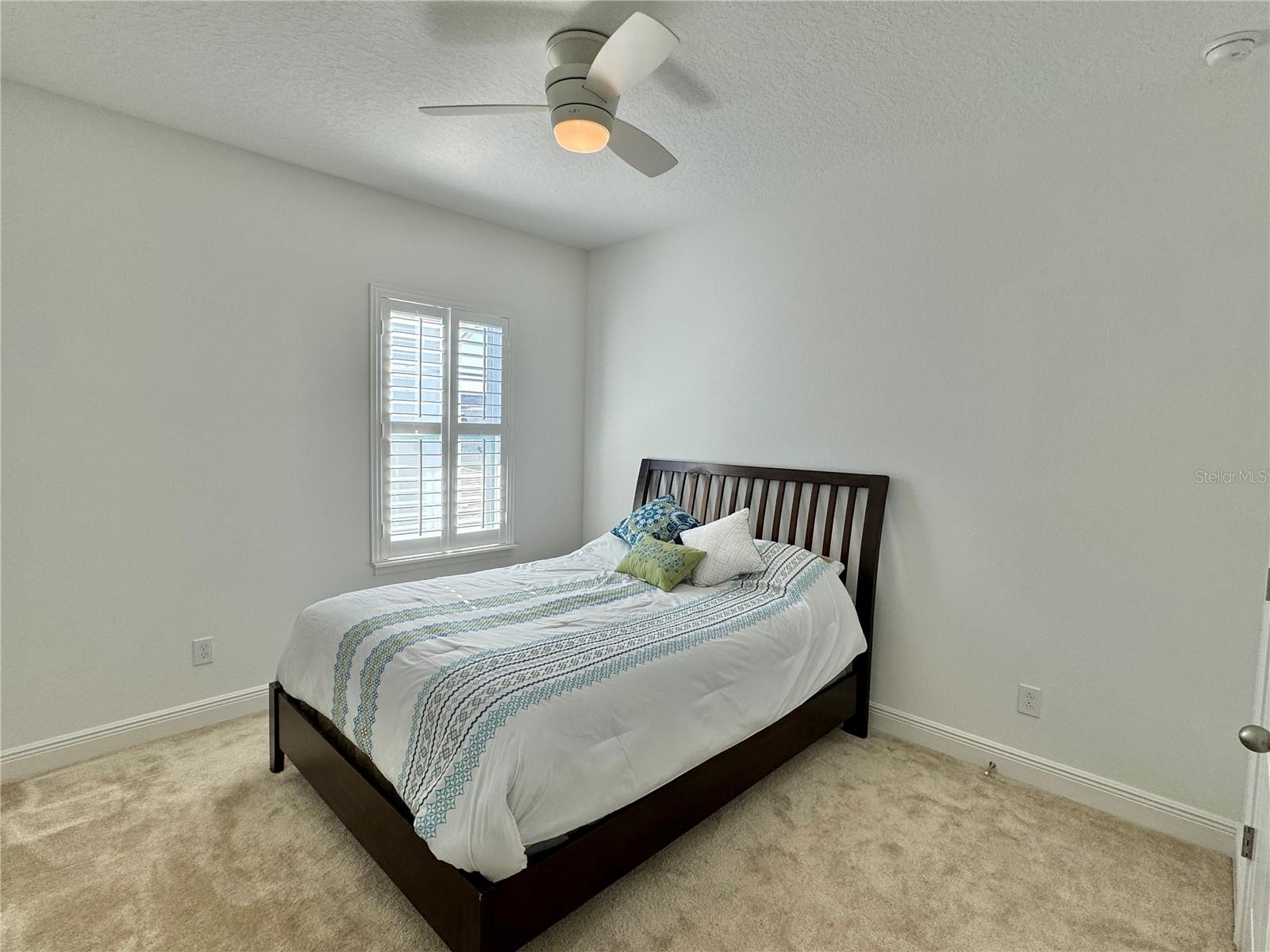 Image 35 of 77 For 6851 Arnoldson Street