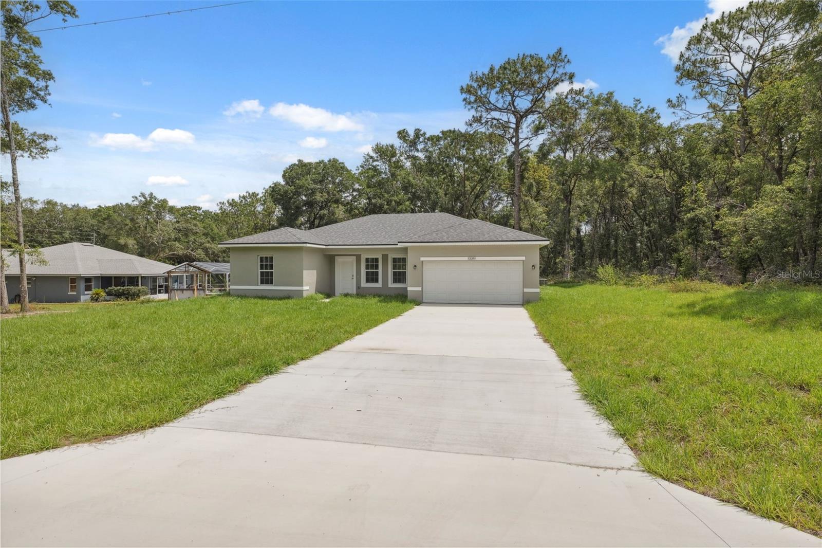 Image 3 of 32 For 10089 N Athenia Dr