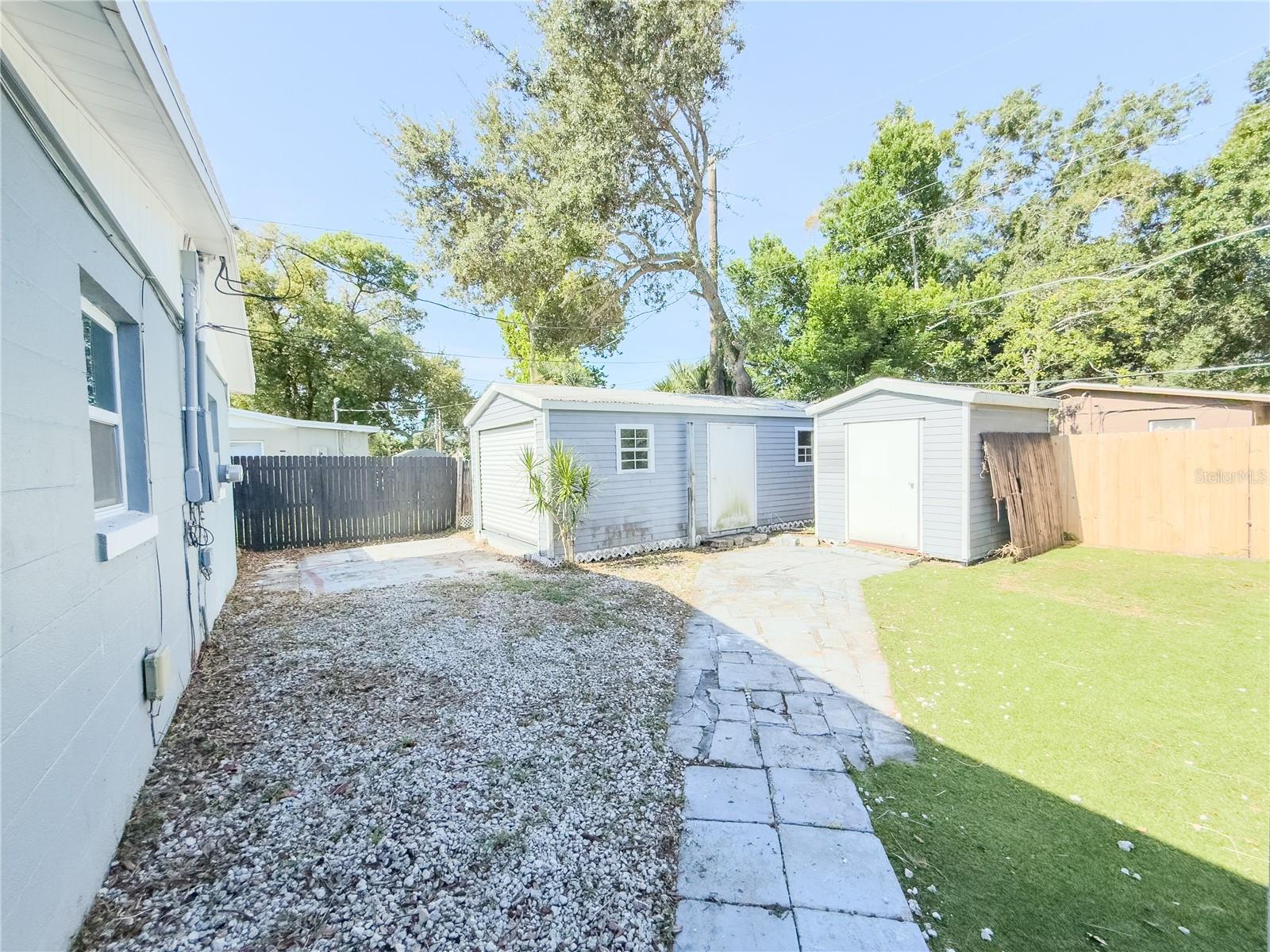 Image 34 of 42 For 7702 Arezzo Avenue