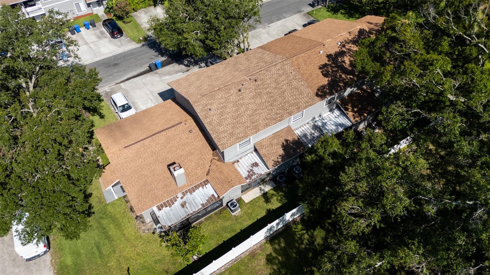 Image 27 of 31 For 10132 Lake Oak Circle